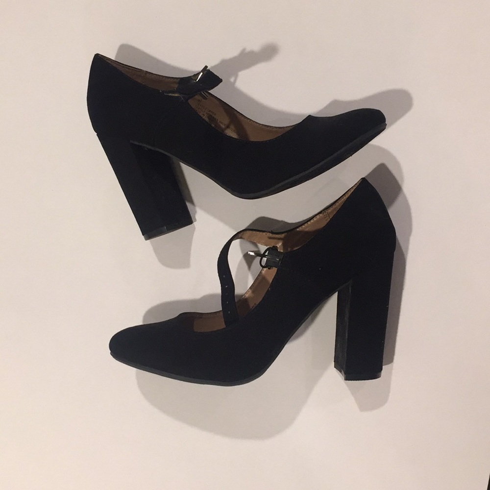 Velour Mary Jane heels